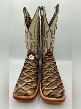 NWT mens pirarucu fish boots made by RANCHERS in el paso tx SIZE 9D